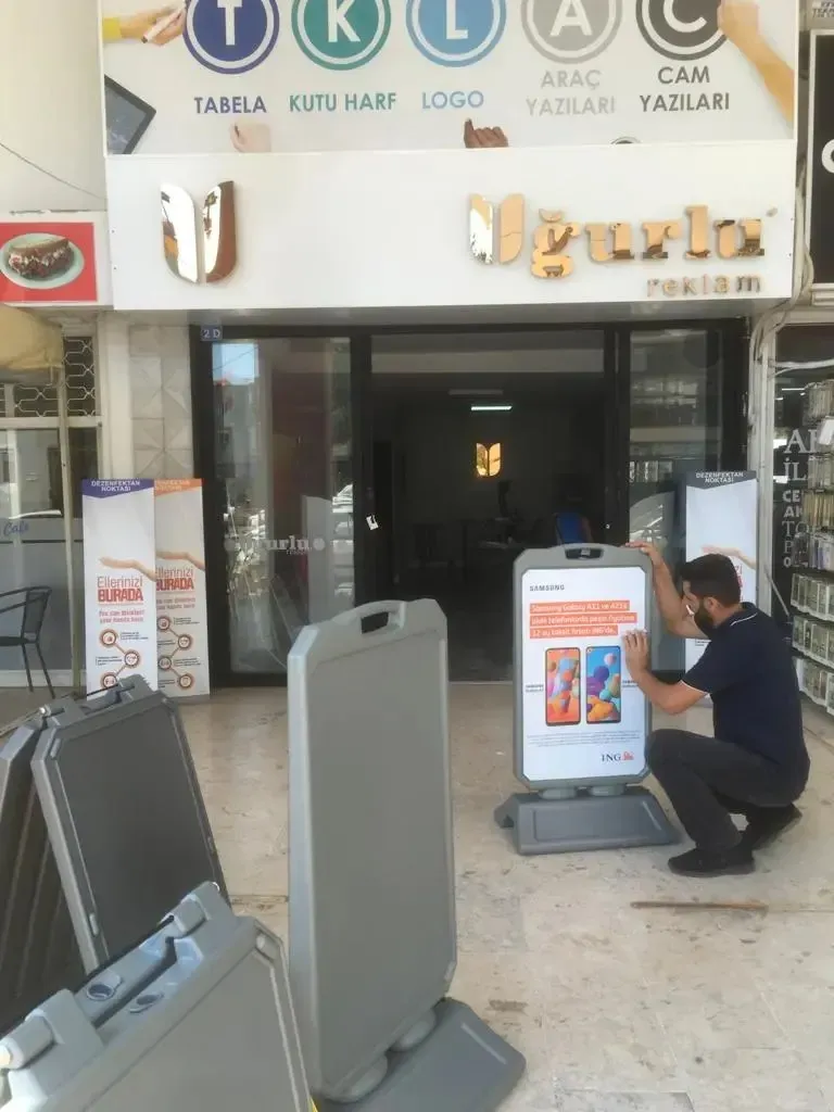 Antalya reklam tabela malzemeleri: LED, neon ve baskı